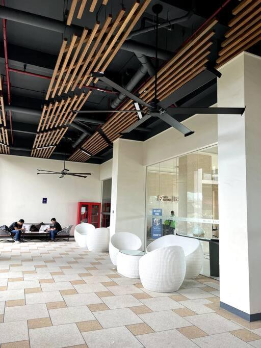 Dayinn, Skyhouse Bsd Lux And Homey Studio, Near Aeon Bsd And Ice Bsd Cilenggang Ngoại thất bức ảnh